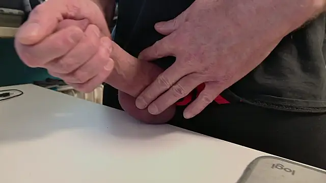 Snapshot of NylonHype chatting on March 20, 2026, 8:48 am NylonHype online show from March 20, 2026, 8:48 am