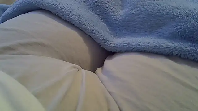 perescam online show from July 1, 2026, 5:24 pm