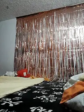 Snapshot of LUNAdeMARTE chatting on November 14, 2025, 12:47 am LUNAdeMARTE online show from November 14, 2025, 12:47 am