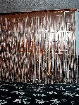 Snapshot of LUNAdeMARTE chatting on November 20, 2025, 10:52 pm LUNAdeMARTE online show from November 20, 2025, 10:52 pm