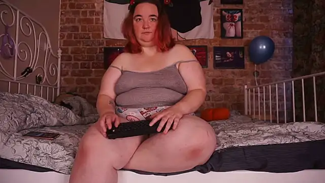 Evelively online show from September 26, 2025, 4:41 am