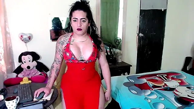 Sashaferrari2000 online show from November 29, 2025, 4:51 pm