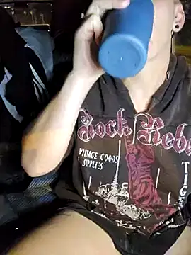 PinkTheHawk online show from March 8, 2025, 7:16 am