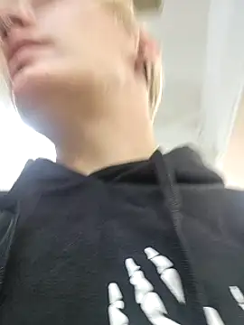 PinkTheHawk online show from February 16, 2025, 11:17 pm