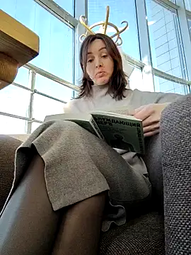 Snapshot of EvaXOAir chatting on March 16, 2026, 3:36 am EvaXOAir online show from March 16, 2026, 3:36 am