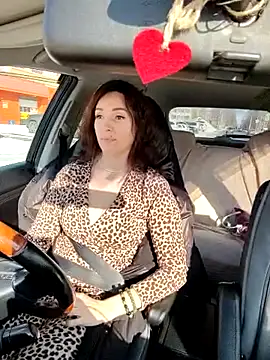 Snapshot of EvaXOAir chatting on March 9, 2026, 4:38 am EvaXOAir online show from March 9, 2026, 4:38 am