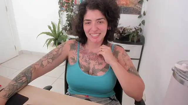 TaliMajesty online show from October 7, 2025, 5:03 pm