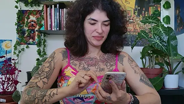 TaliMajesty online show from April 21, 2026, 10:11 am