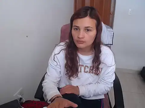 Mia davis01 online show from March 21, 2025, 4:07 pm