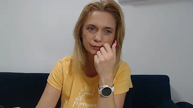 Snapshot of MysticCreature chatting on June 6, 2026, 5:12 am MysticCreature online show from June 6, 2026, 5:12 am