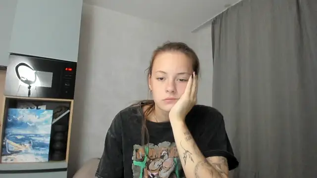 why again me online show from September 13, 2025, 6:41 pm