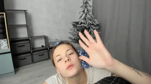 why again me online show from December 13, 2025, 8:04 pm