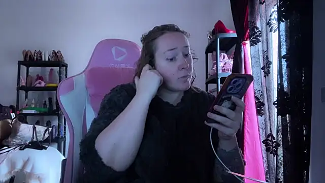 kisicaxx online show from March 5, 2026, 8:22 am