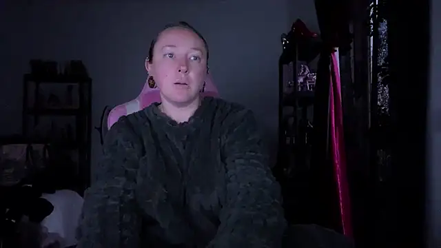 kisicaxx online show from February 27, 2026, 5:29 am