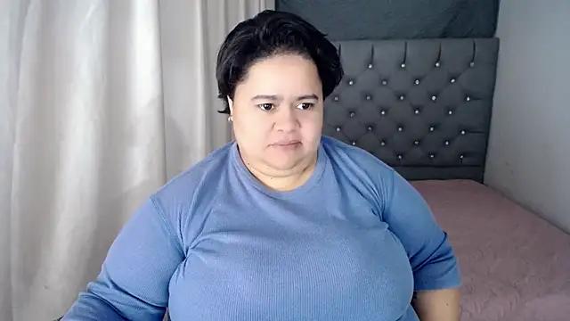 Snapshot of hotlesby4uxxx chatting on December 28, 2024, 1:49 pm hotlesby4uxxx online show from December 28, 2024, 1:49 pm