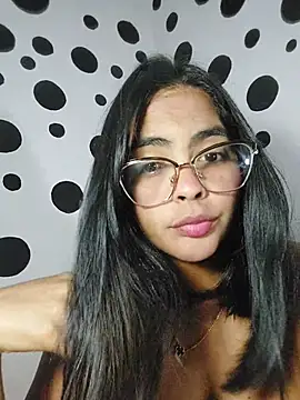 missmelissa  online show from May 1, 2026, 2:27 am