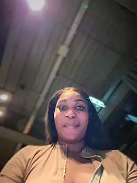   Nessa   online show from February 2, 2025, 5:58 pm