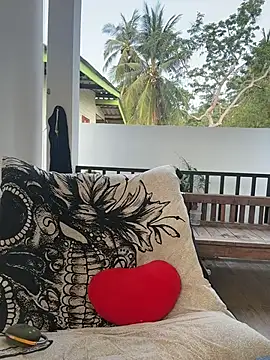 Snapshot of mommyselenafit_ chatting on March 19, 2026, 2:11 am mommyselenafit online show from March 19, 2026, 2:11 am