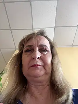 Irina2909xh online show from July 30, 2026, 7:40 am