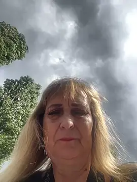 Irina2909xh online show from July 28, 2026, 12:34 pm