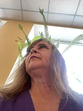 Irina2909xh online show from August 4, 2026, 7:46 am