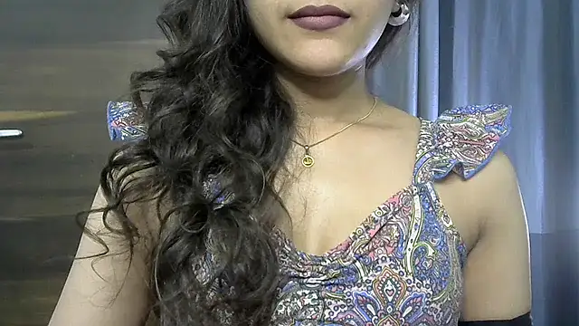 selen 5 online show from September 23, 2025, 6:48 pm