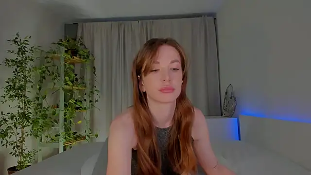 Masha 01 online show from November 19, 2025, 1:33 pm