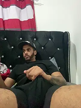 Moodxxx00 online show from February 27, 2025, 2:46 am