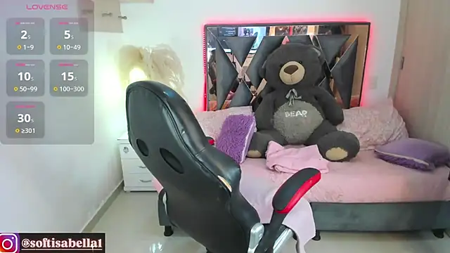 hollyprincess 2 online show from September 28, 2025, 3:02 am