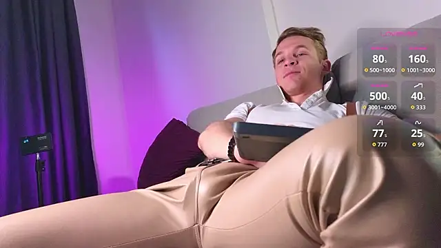 Snapshot of S3Xyes chatting on March 18, 2026, 3:53 am S3Xyes online show from March 18, 2026, 3:53 am