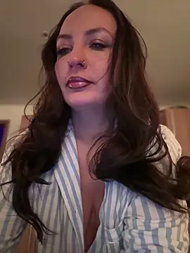 itsCassie online show from March 4, 2026, 7:10 pm