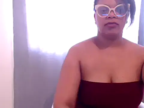 Lustfuleyez online show from March 6, 2025, 1:14 pm