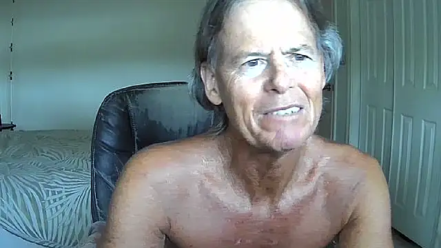 nakeedcowboi65 online show from July 14, 2026, 12:22 pm