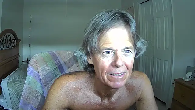 nakeedcowboi65 online show from June 28, 2026, 10:16 pm
