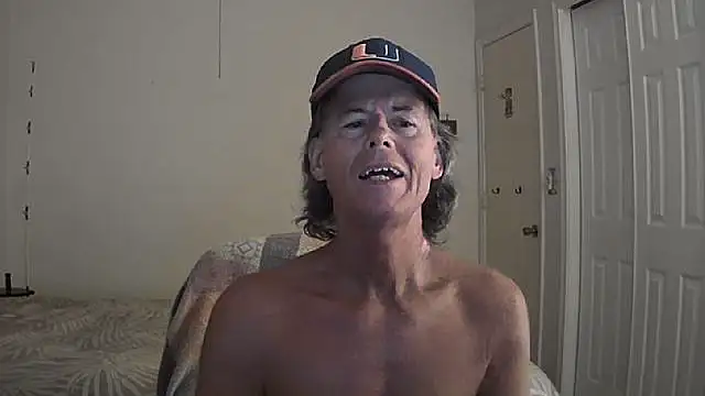 nakeedcowboi65 online show from August 4, 2026, 9:25 am