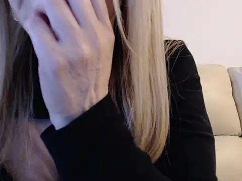 Tathiana online show from March 18, 2026, 4:08 pm