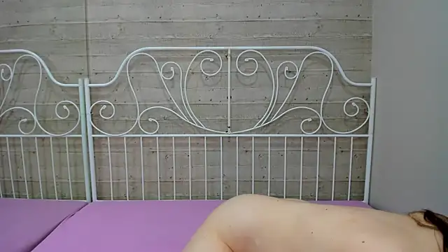 JuliaBusty online show from March 16, 2025, 4:30 am