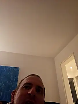 verylargecock online show from November 24, 2025, 9:04 pm