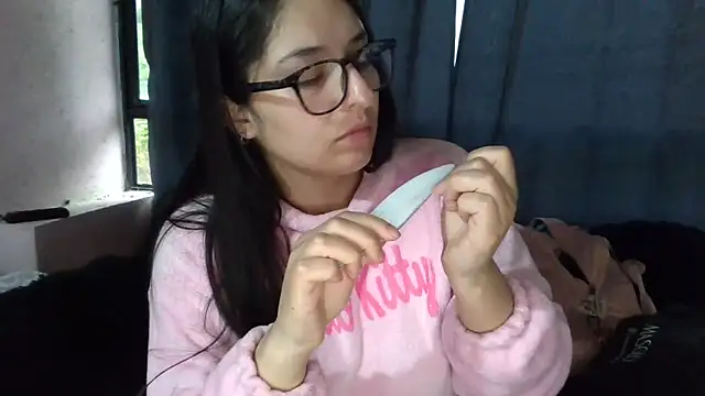 sara 110323 online show from September 19, 2025, 11:03 am