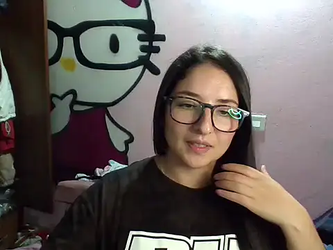 sara 110323 online show from March 24, 2026, 1:16 am