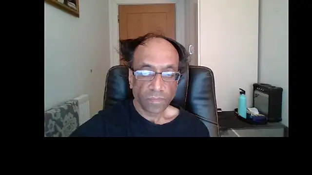 Snapshot of rauncher1 chatting on June 16, 2026, 10:26 am rauncher1 online show from June 16, 2026, 10:26 am