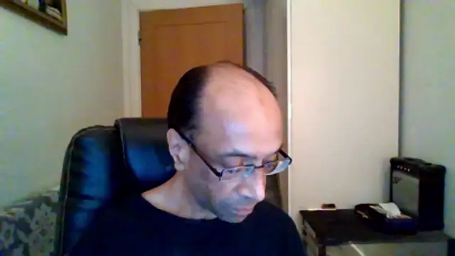 Snapshot of rauncher1 chatting on June 15, 2026, 10:20 pm rauncher1 online show from June 15, 2026, 10:20 pm