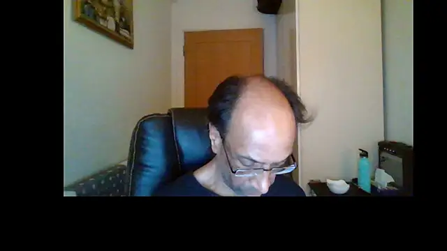 rauncher1 online show from August 6, 2026, 2:28 am