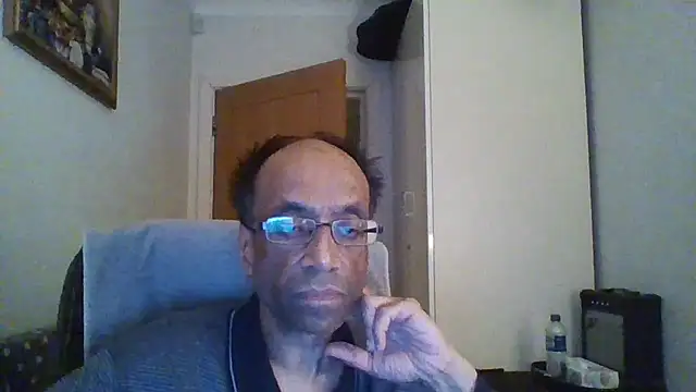 rauncher1 online show from October 5, 2025, 9:27 pm