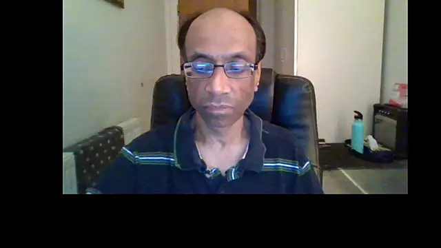 Snapshot of rauncher1 chatting on June 19, 2026, 11:09 pm rauncher1 online show from June 19, 2026, 11:09 pm