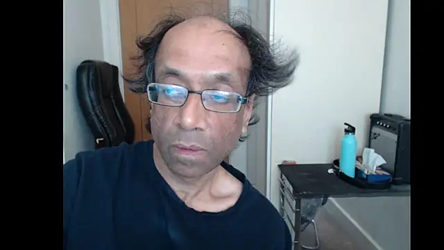 rauncher1 online show from August 4, 2026, 11:37 am