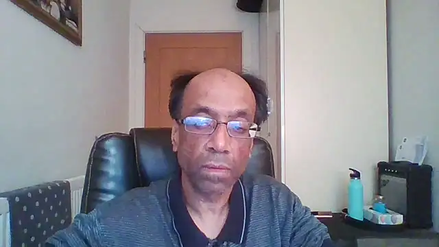 rauncher1 online show from December 2, 2025, 11:34 am