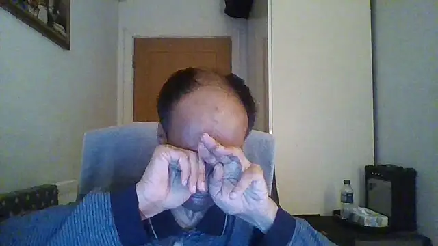 rauncher1 online show from September 30, 2025, 11:11 pm