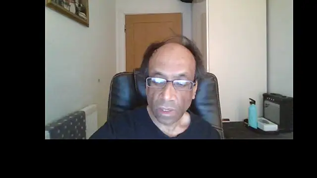 Snapshot of rauncher1 chatting on May 11, 2026, 8:49 am rauncher1 online show from May 11, 2026, 8:49 am