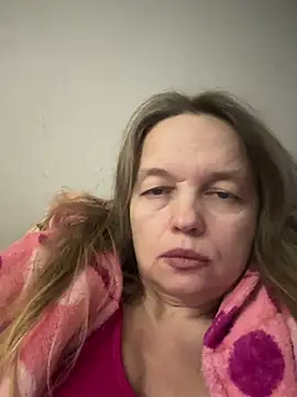 Susanel online show from January 12, 2026, 6:04 pm